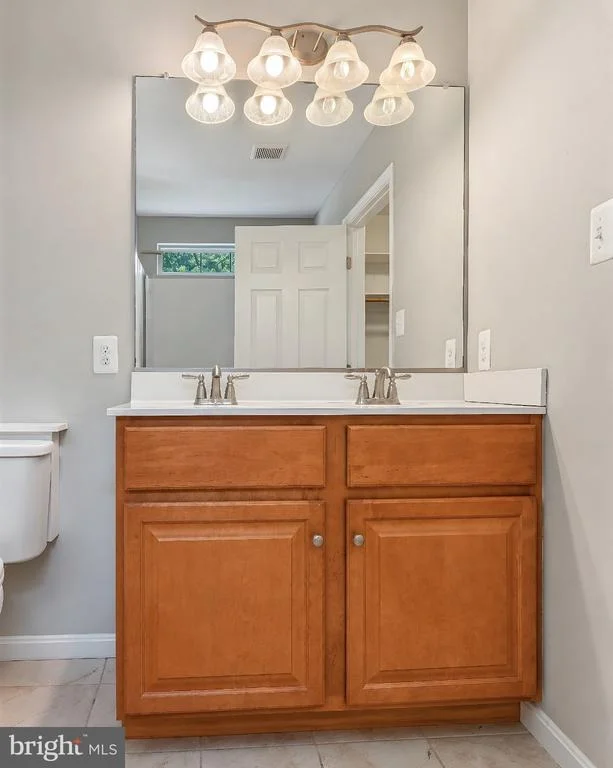 Photo of 976 JOHNSWOODS ROAD