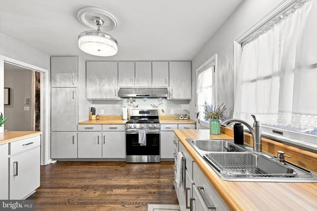 Photo of 21088 UNISON ROAD