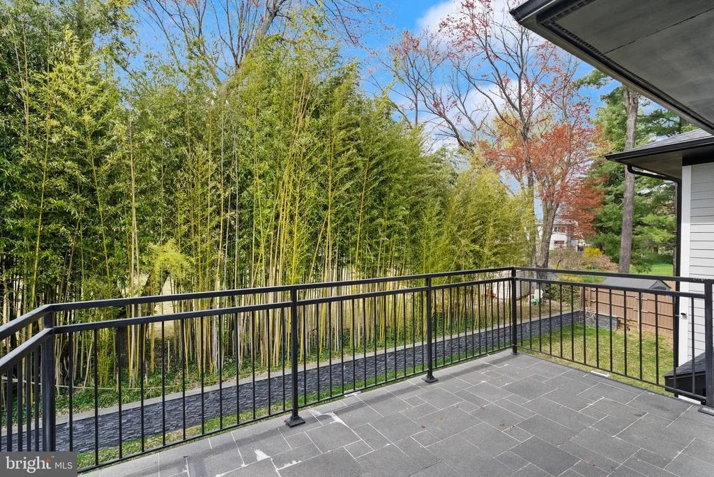 Photo of 1054 KINGLET COURT