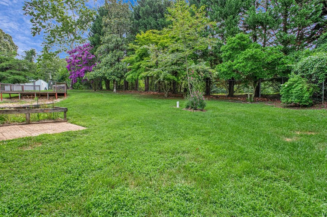 Photo of 8070 NURSERY ROAD