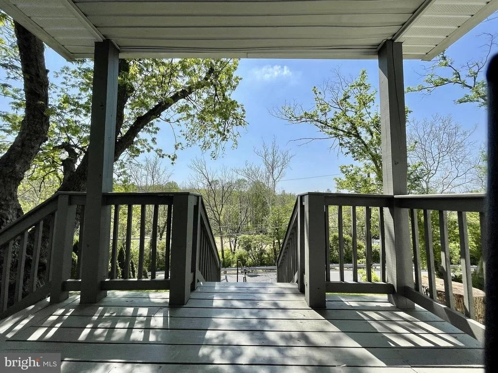Photo of 11609 DEWEY ROAD