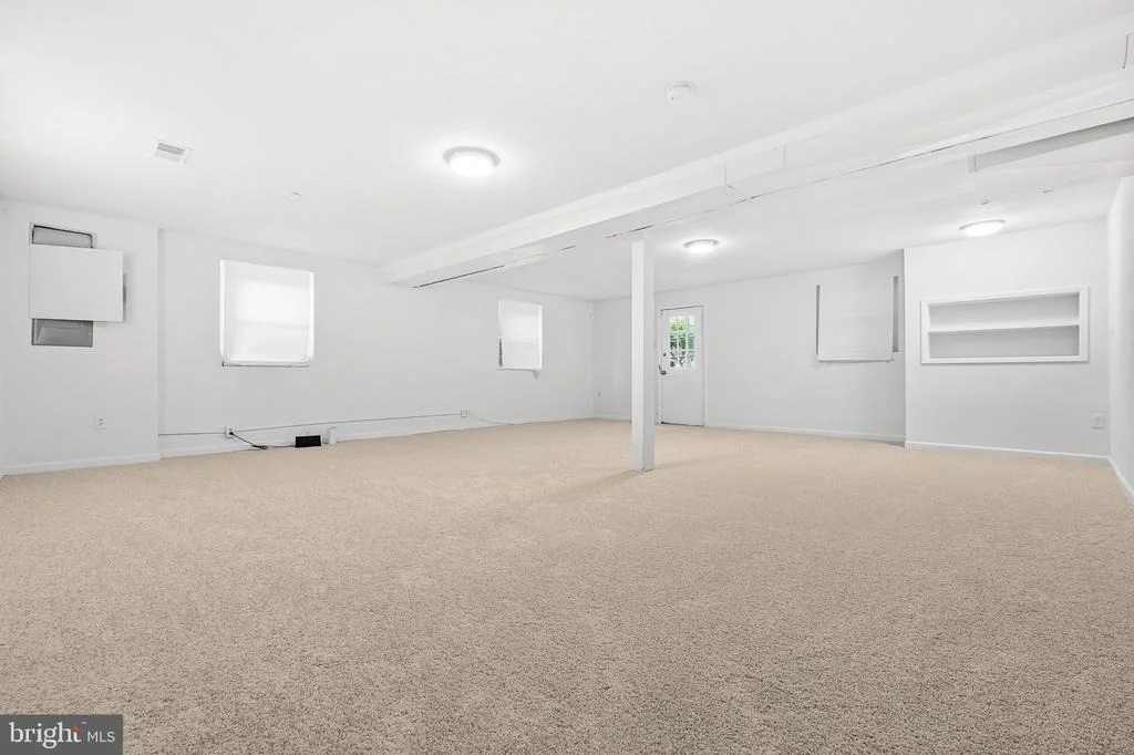 Photo of 6640 PARK HALL DRIVE