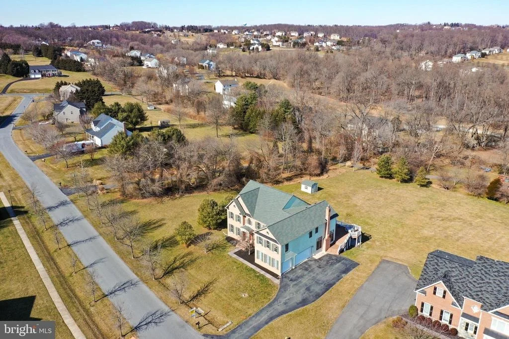 Photo of 24701 FARMVIEW LANE