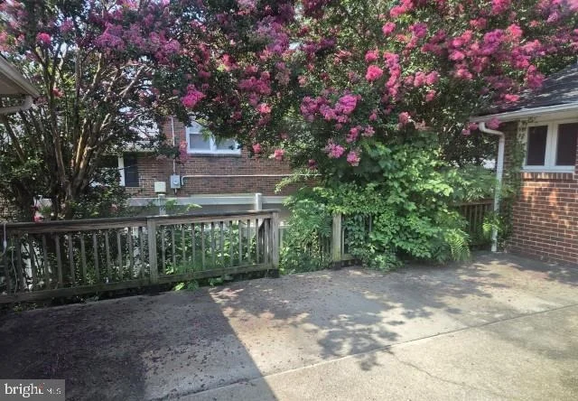 Photo of 116 MASSACHUSETTS AVENUE