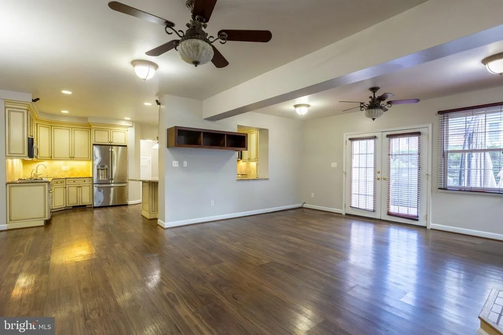Photo of 3306 LABYRINTH ROAD