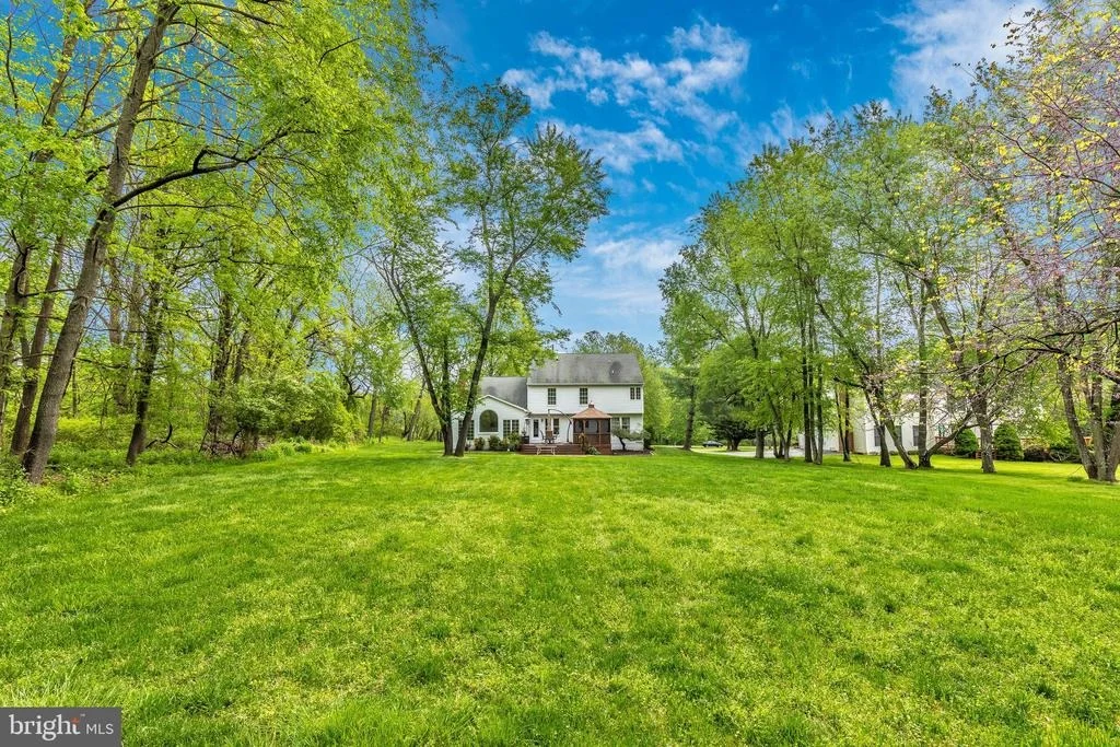 Photo of 19834 FALLING SPRING COURT