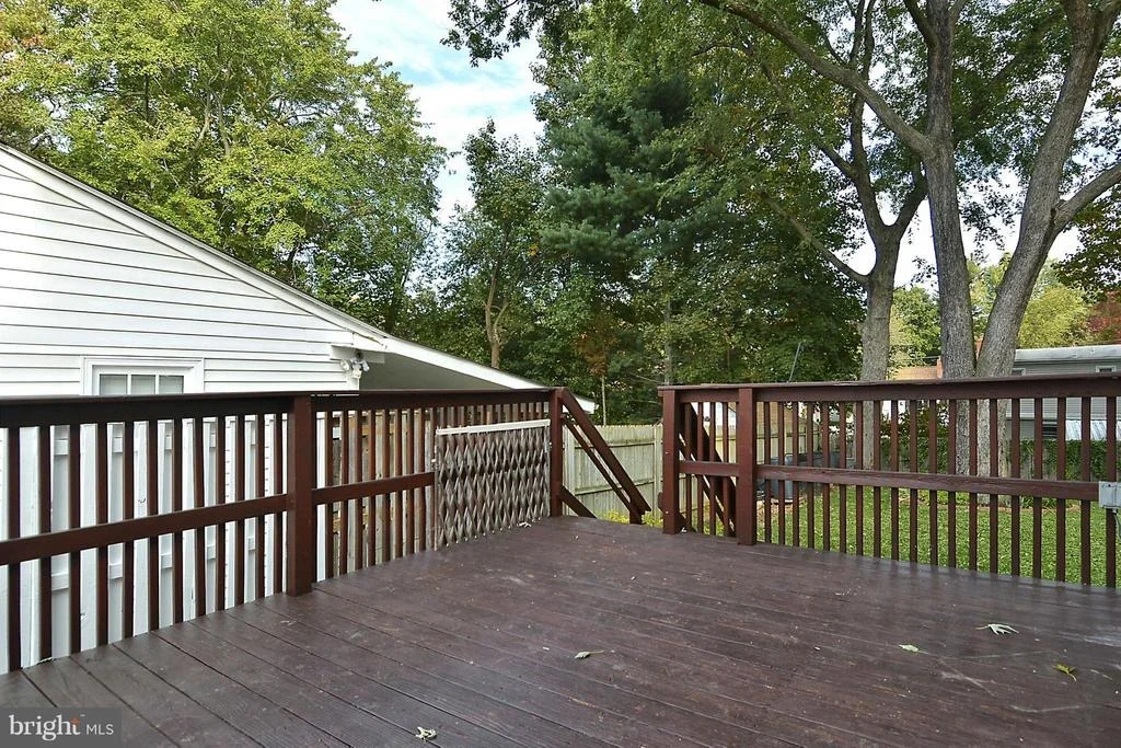 Photo of 1007 KERWIN ROAD
