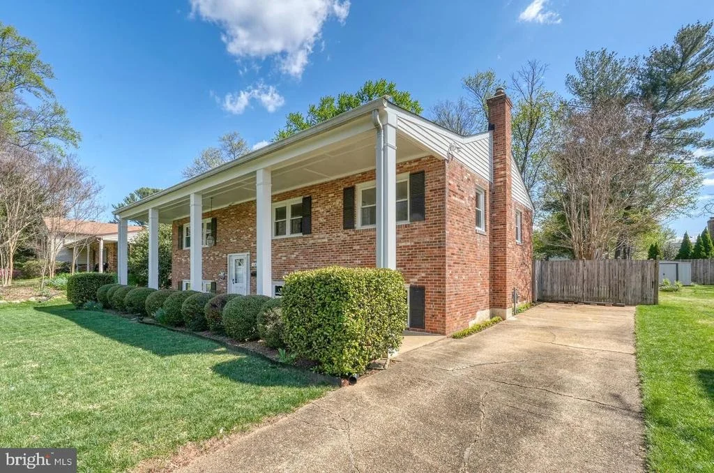 Photo of 1557 EVERS DRIVE