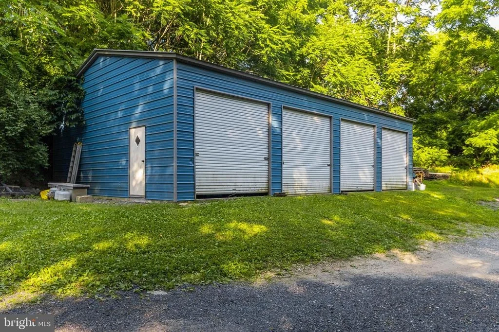 Photo of 3180 UNIONTOWN ROAD