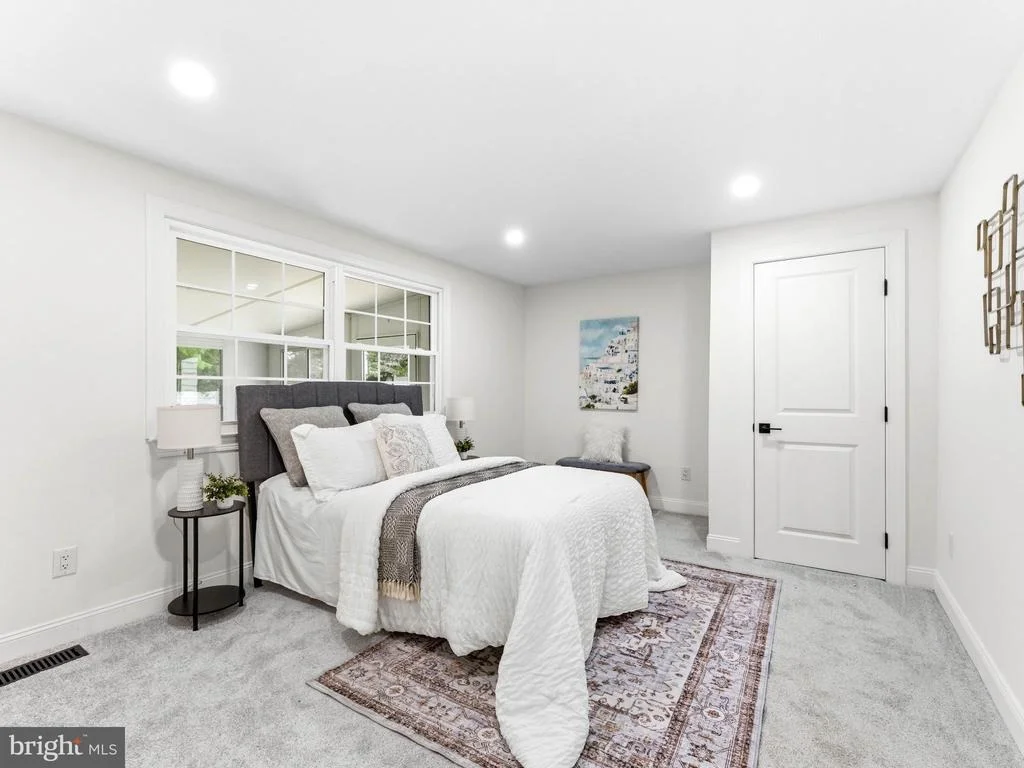 Photo of 422 BIRCH DRIVE