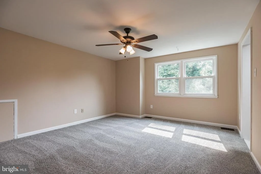 Photo of 9123 OLD BURTON CIRCLE