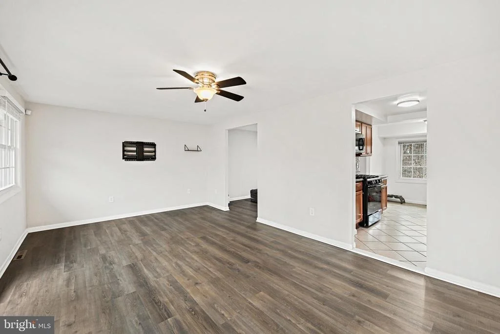 Photo of 7925 ORANGE PLANK ROAD