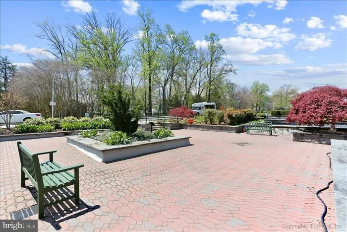 Photo of Unit 3403 at 15115 INTERLACHEN DRIVE