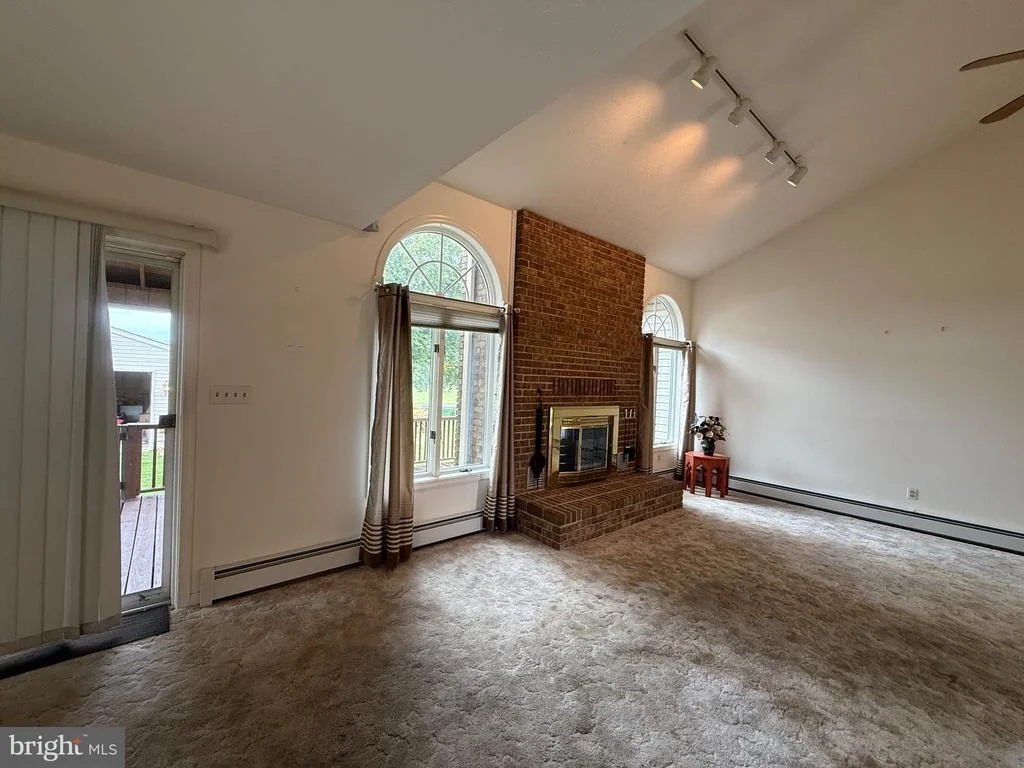 Photo of 7252 MEADOW LANE