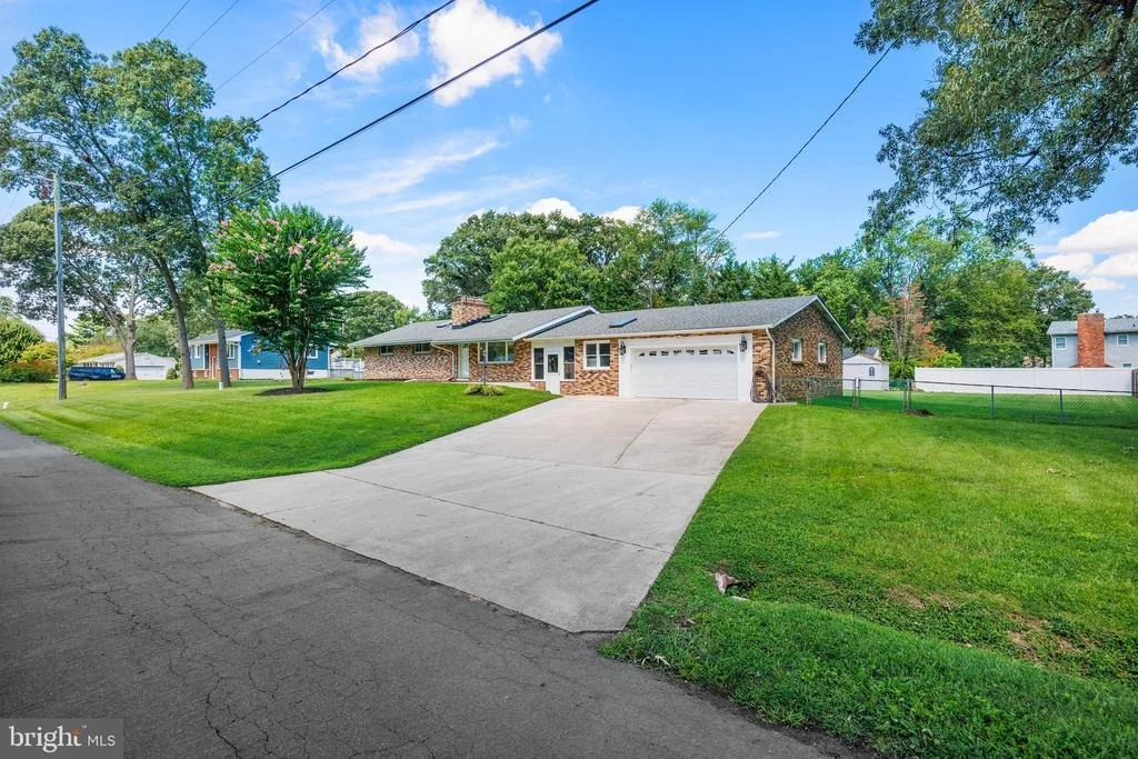 Photo of 796 EVERGREEN ROAD
