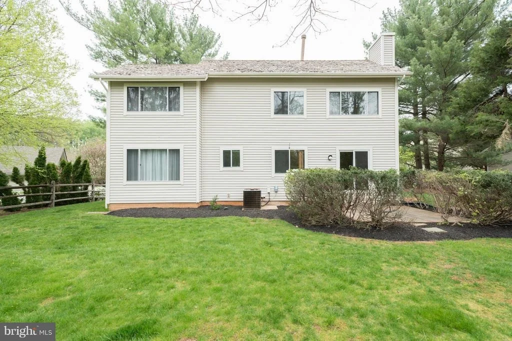 Photo of 11516 FLINTS GROVE LANE