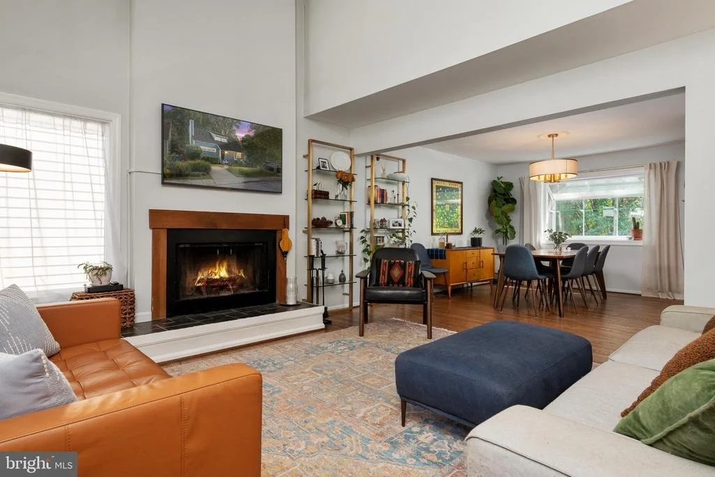 Photo of 237 CHATHAM LANE