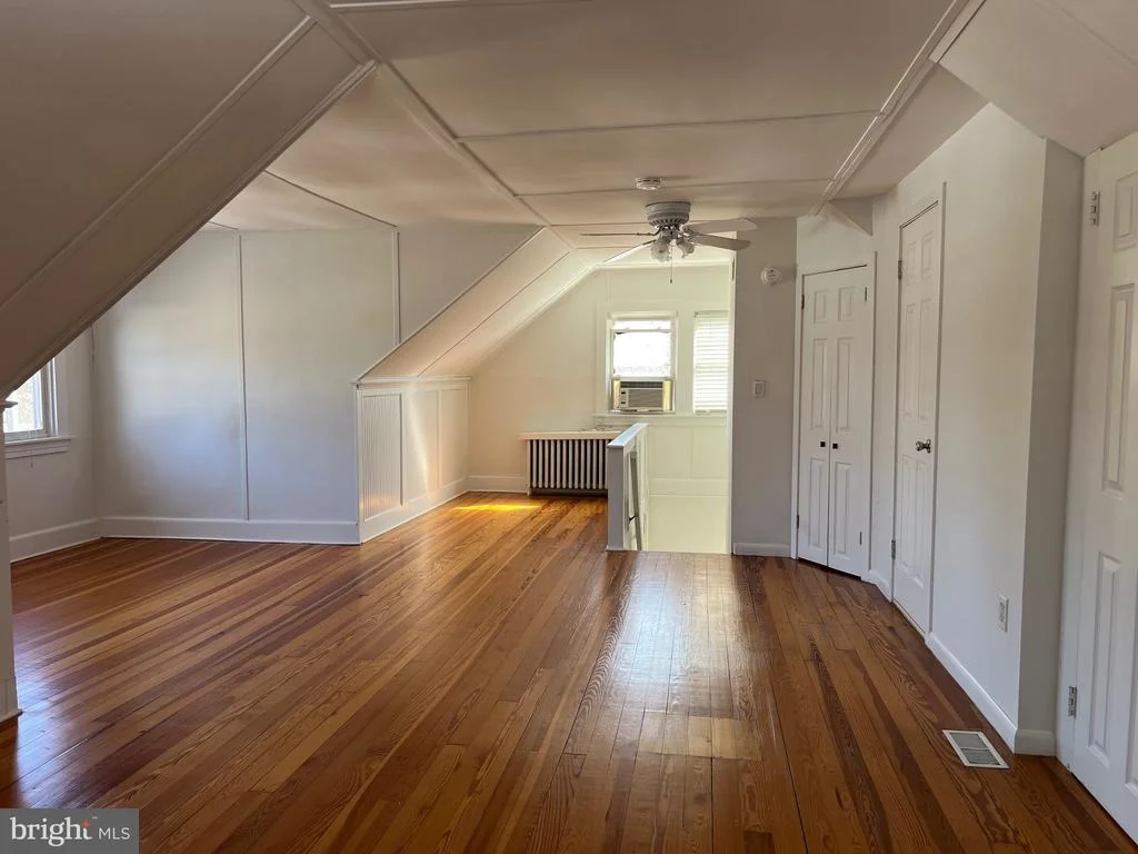 Photo of 106 LINDEN AVENUE
