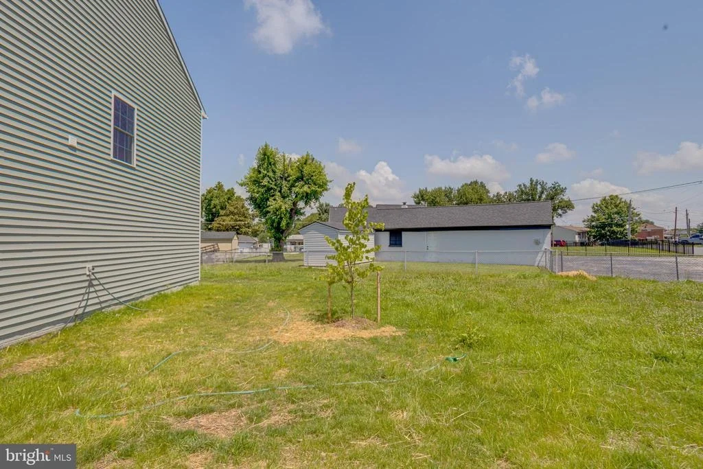 Photo of 7547 BATTLE GROVE CIRCLE