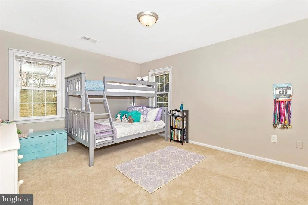 Photo of 10940 MIDDLEBORO DRIVE