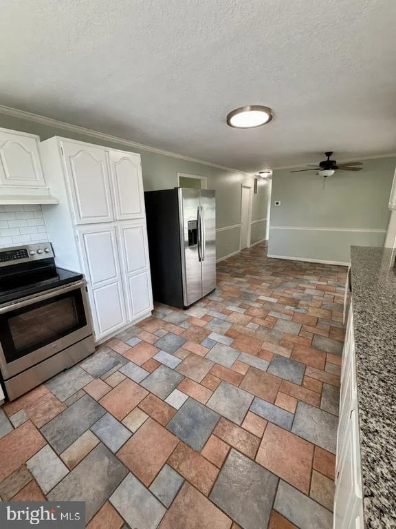 Photo of 3582 MEADOW BRIDGE ROAD
