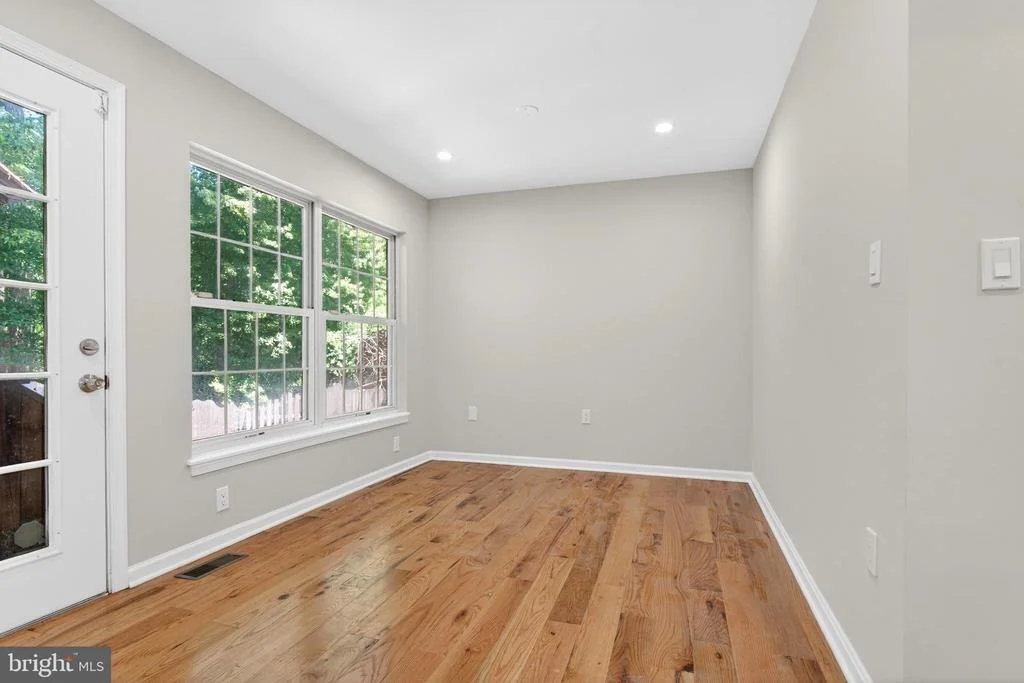 Photo of 9312 FOX RUN DRIVE