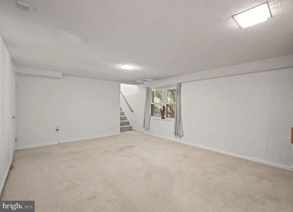 Photo of 23439 WATSON ROAD