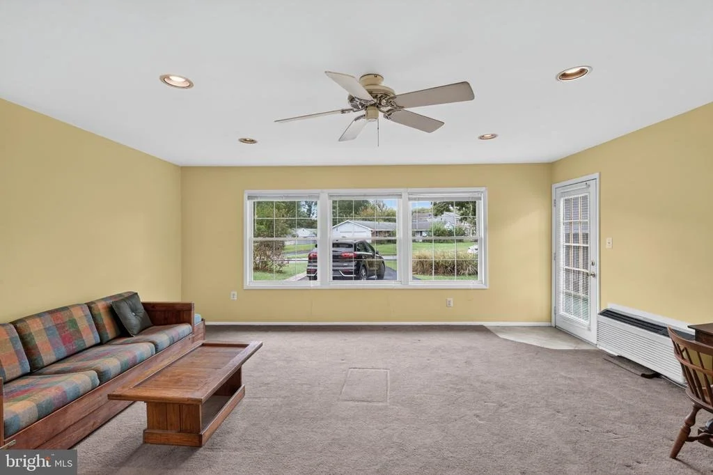 Photo of 2220 HALLOW LANE