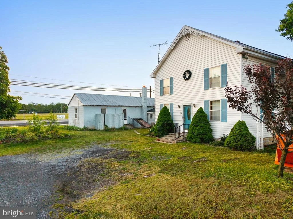 Photo of 2974 MARTINSBURG