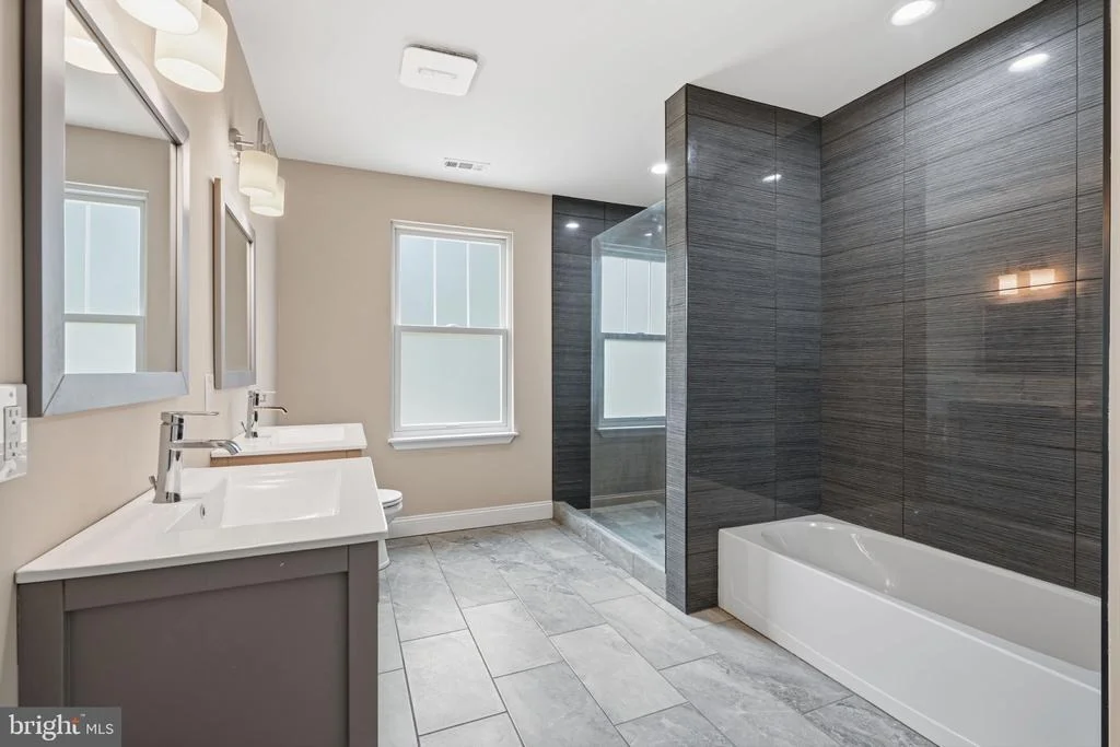 Photo of 1633 REED ROAD