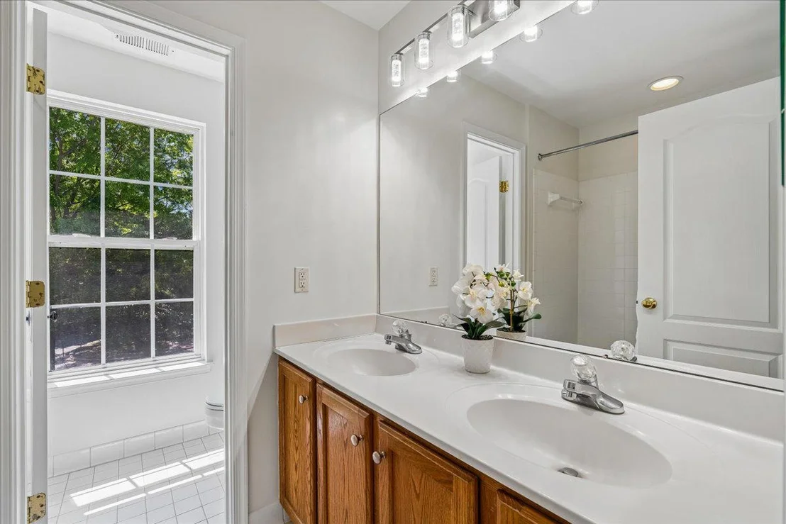 Photo of 2105 WALKING CREST COURT