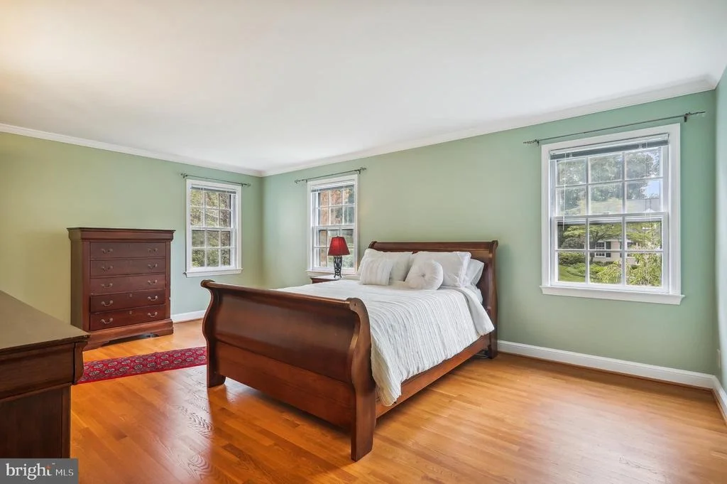 Photo of 8217 WINDSOR VIEW TERRACE