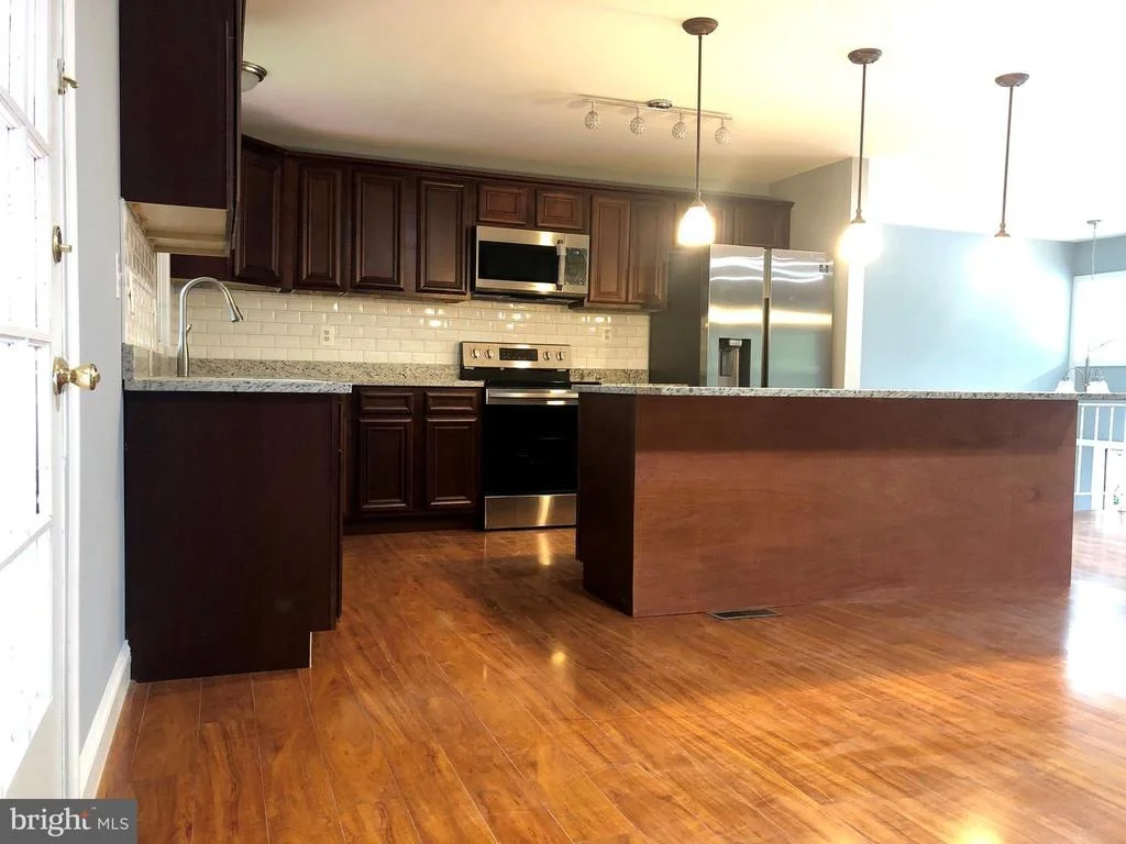 Photo of 6801 TEMPLE HILL ROAD