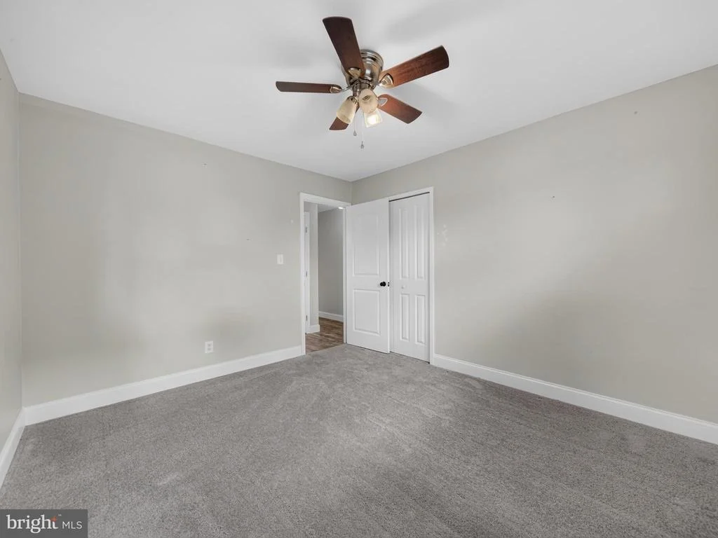 Photo of 504 HAMLEN ROAD