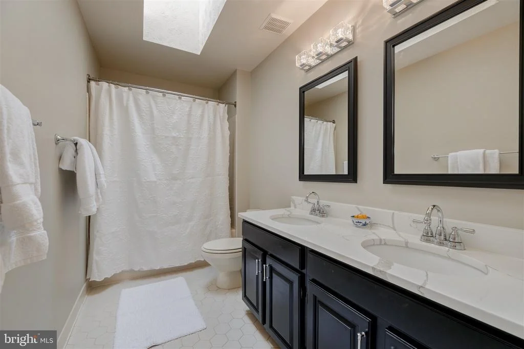 Photo of 7909 DEERLEE DRIVE