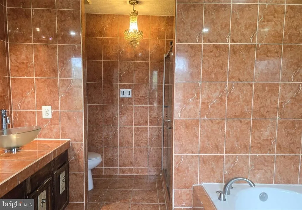 Photo of 2448 SHELLCOVE COURT