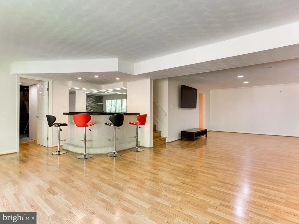 Photo of 9906 GREENVIEW LANE