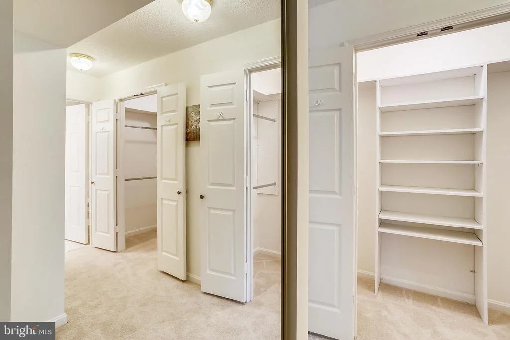 Photo of Unit 403 at 14801 PENNFIELD CIRCLE