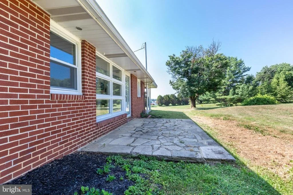 Photo of 15022 HANOVER PIKE