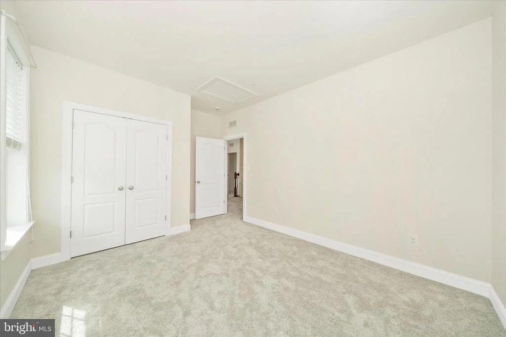 Photo of 1318 VOLUNTEER DRIVE