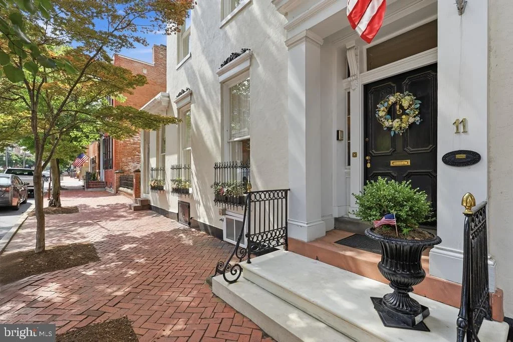 Photo of 11 W SECOND STREET