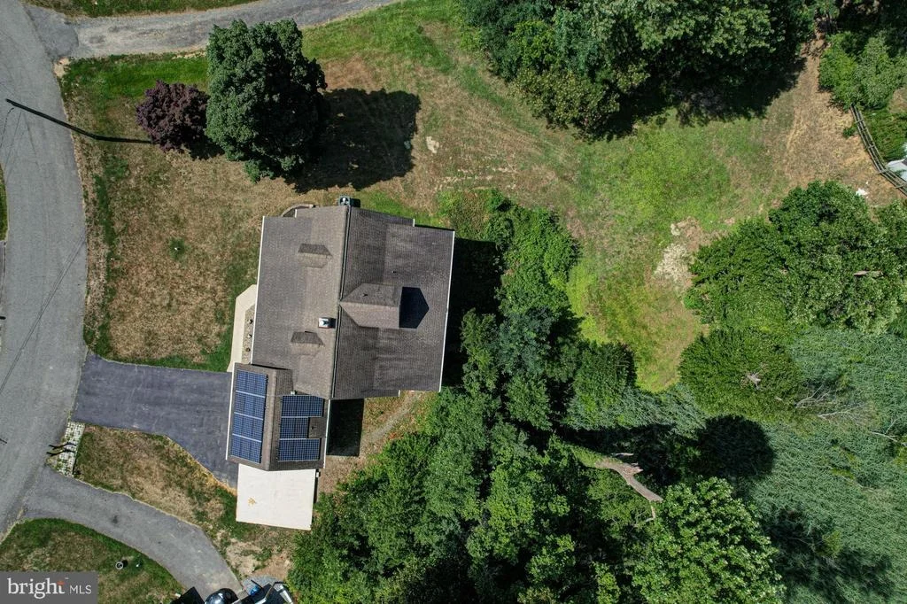 Photo of 119 N MEADOW DRIVE