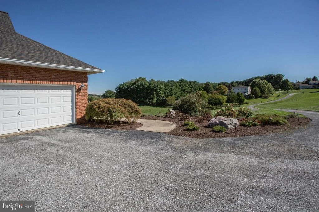 Photo of 840 ARNOLD ROAD