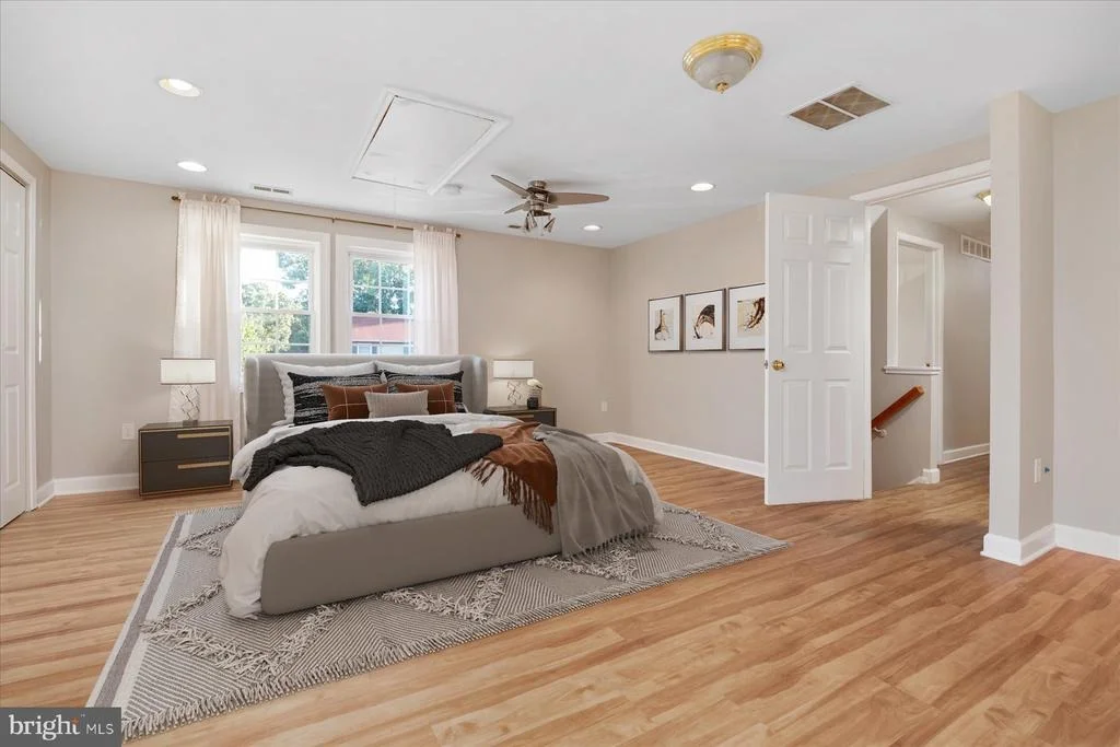 Photo of 720 HYDE PARK DRIVE