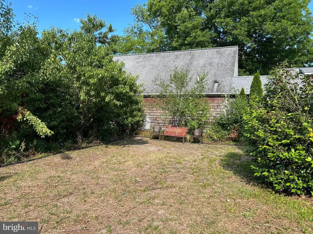 Photo of 203 WALNUT STREET