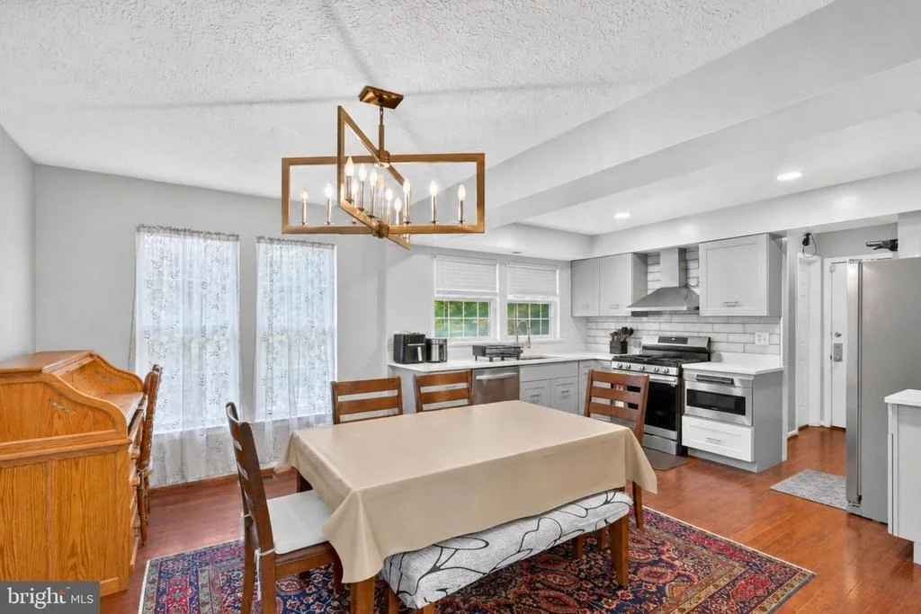 Photo of 19319 PLUMMER DRIVE