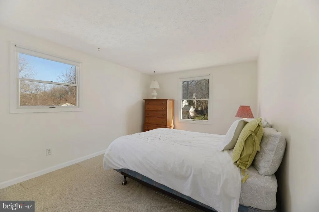 Photo of 9512 TINKER COURT