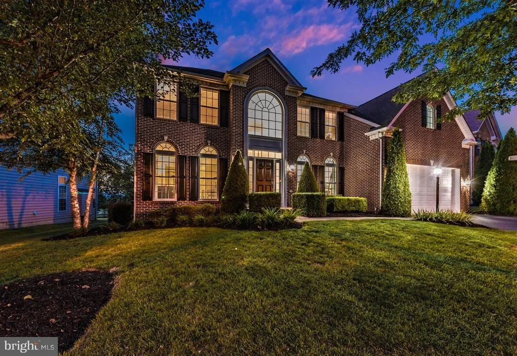 Photo of 610 GLENBROOK DRIVE