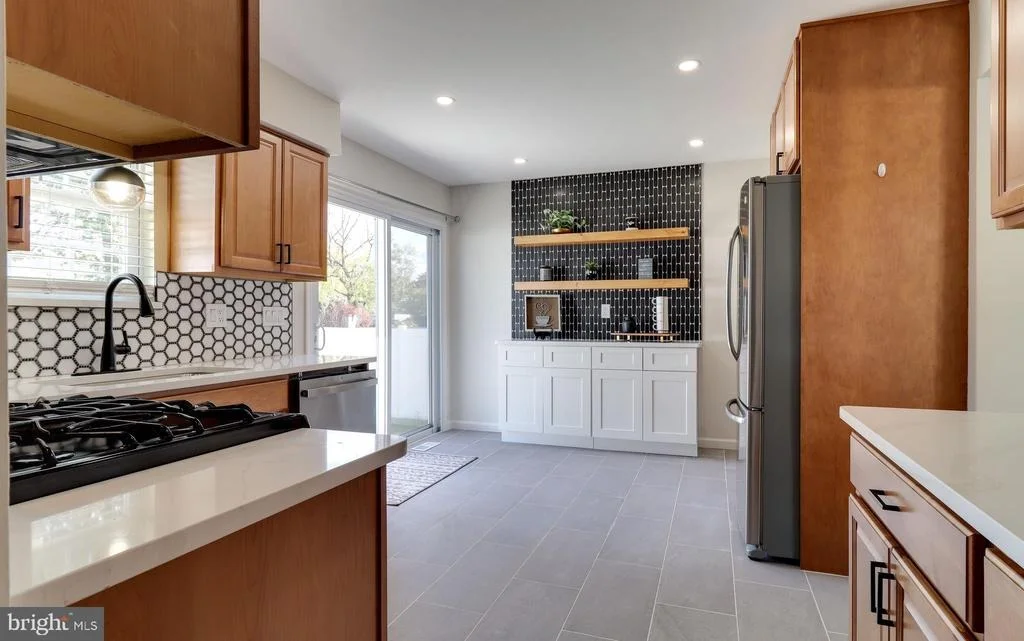 Photo of 330 PRICE AVENUE