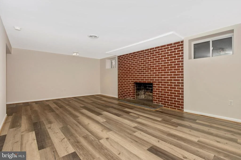 Photo of 11403 CLARA STREET